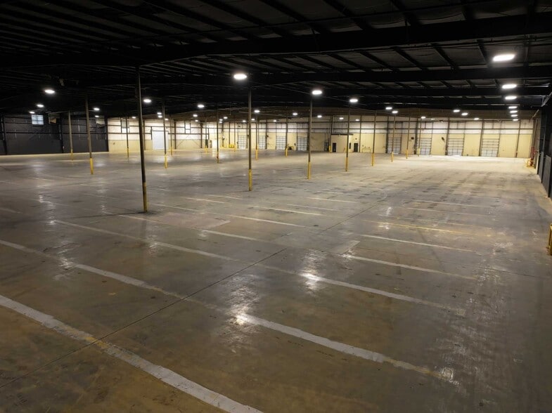 More Photos Of 7100 Jamesson Rd, Midland Warehouse For Lease