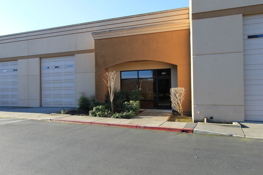 More Photos Of 460-480 Technology Way, Napa Flex For Lease