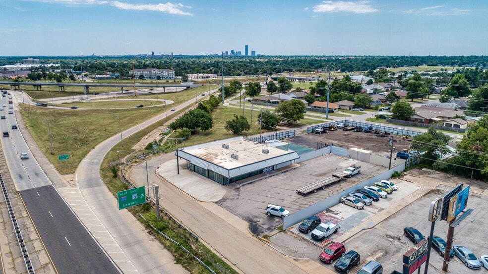 More Photos Of 3500 NW 39th St, Oklahoma City Office For Sale