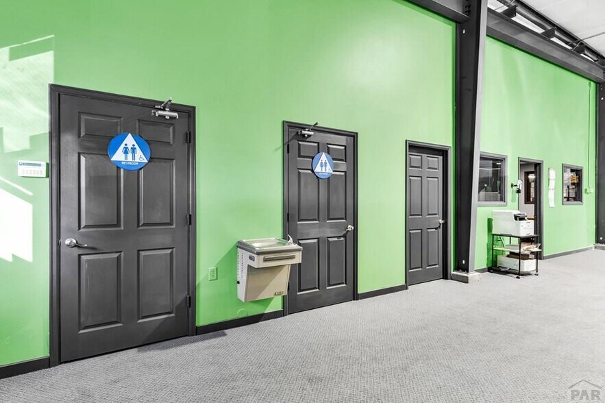 More Photos Of 315 E Enterprise Dr, Pueblo Warehouse For Sale