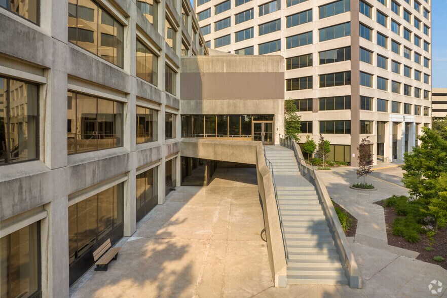 More Photos Of 245 Consumers Rd, Toronto Unknown For Lease