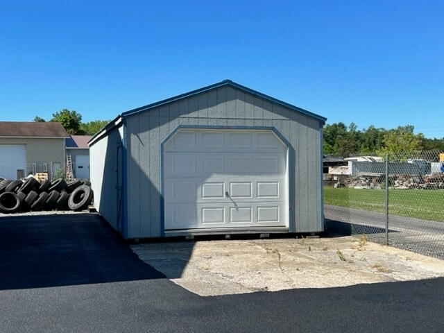 More Photos Of 2338 Broad St, Frankfort Industrial For Sale