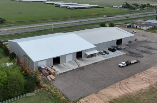 More Photos Of 10701 W US Highway 60, Canyon Warehouse For Sale