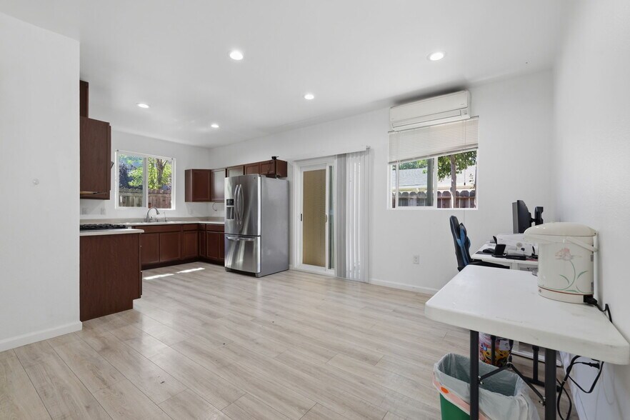 More Photos Of 2930 Clayton Rd, Concord Storefront Retail Residential For Sale