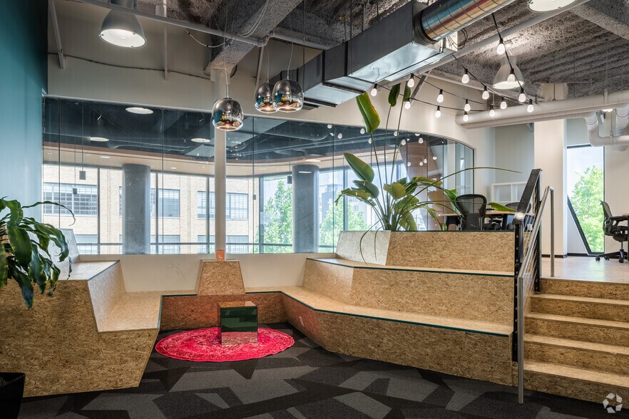 More Photos Of 4220 Duncan Ave, Saint Louis Office For Lease