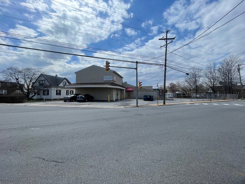 More Photos Of 1580 Huddell Ave, Marcus Hook Light Distribution For Lease