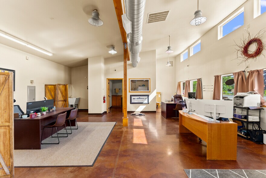 More Photos Of 911 19th Ave, Oroville Freestanding For Sale