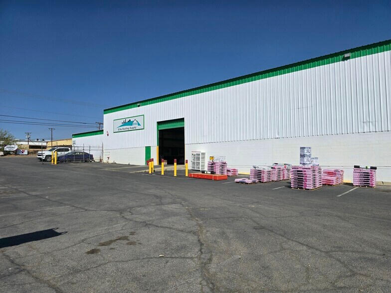 More Photos Of 6956 Market Ave, El Paso Industrial For Lease