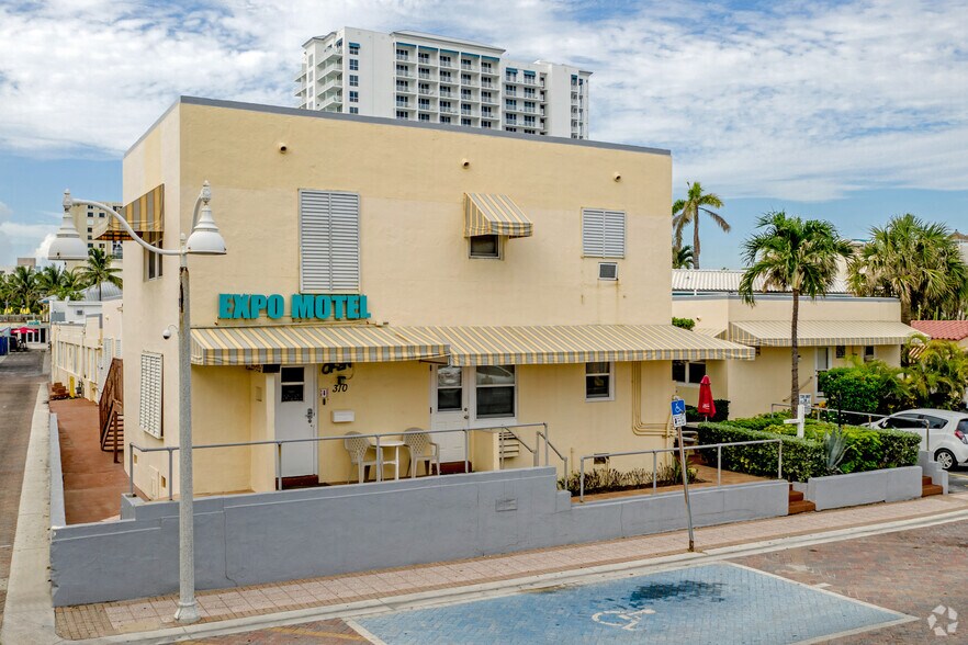 More Photos Of , Hollywood Hospitality For Sale