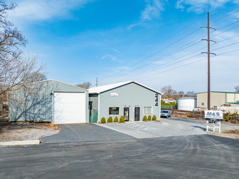 More Photos Of 244 W 2nd St, Hummelstown Warehouse For Sale