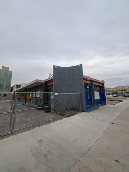 More Photos Of 820 S 6th St, Las Vegas Storefront Retail Office For Lease