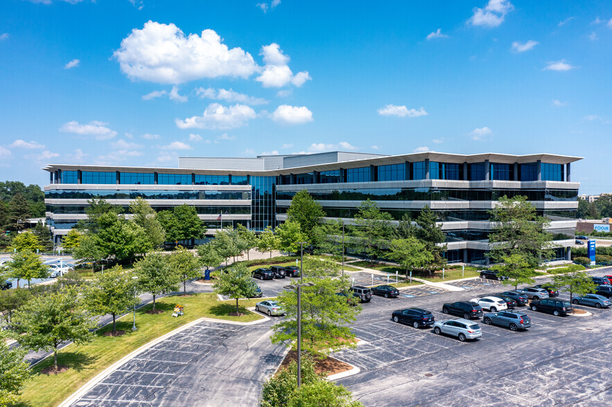 Primary Photo Of 700 Commerce Dr, Oak Brook Coworking Space