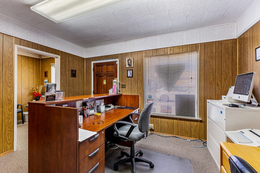 More Photos Of 9130 Las Tunas Dr, Temple City Storefront Retail Office For Sale
