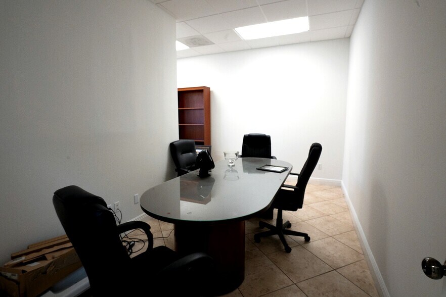 More Photos Of 5781B NW 151st St, Miami Lakes Loft Creative Space For Sale