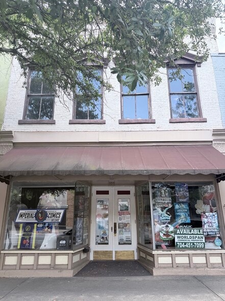 More Photos Of 105 N Lafayette St, Shelby Storefront Retail Office For Lease