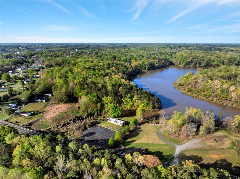 More Photos Of 1055 L P Bailey Memorial Hwy, Halifax General Retail For Sale