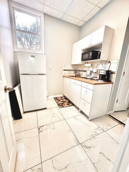 More Photos Of 303 Semel Ave, Garfield Industrial For Lease