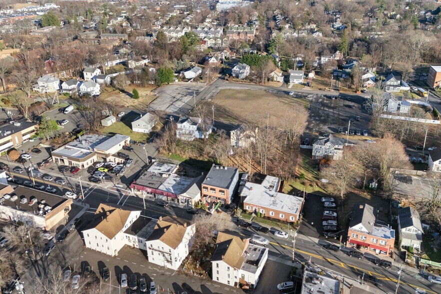 More Photos Of 192 Main St, Nanuet Freestanding For Sale