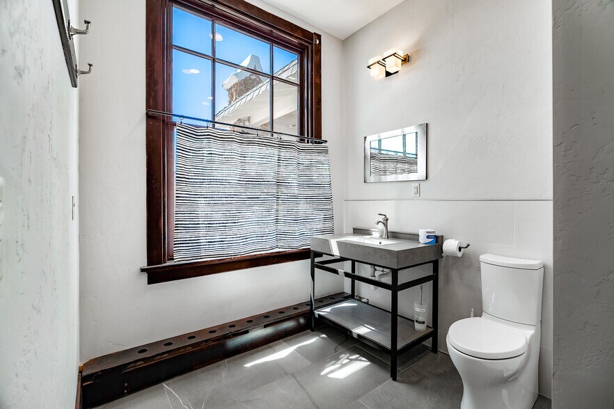 More Photos Of 500 Main St, Fairplay Hotel For Sale