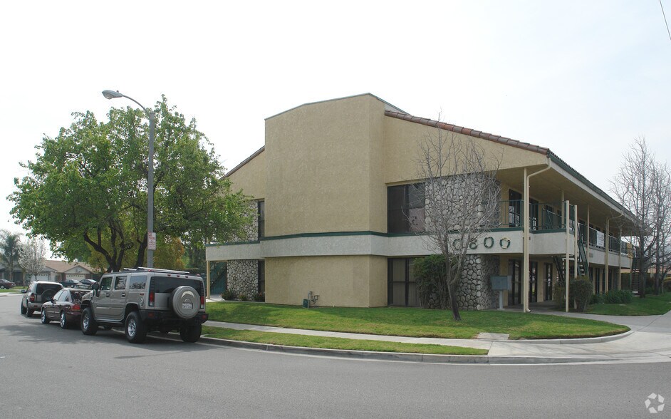 More Photos Of 10800 Hole Ave, Riverside Office For Lease