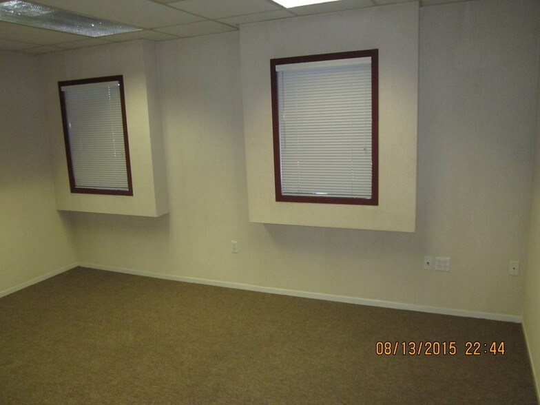 More Photos Of 1120 6th St, Modesto Unknown For Lease