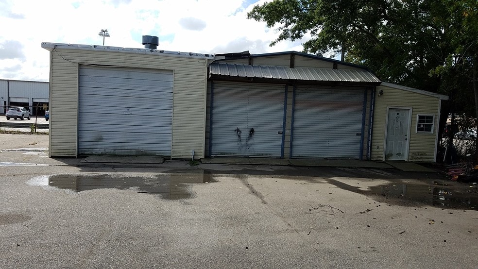 More Photos Of 3335 N Military Hwy, Norfolk Auto Dealership For Sale