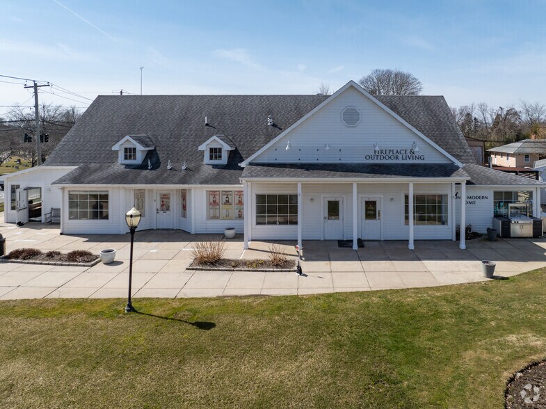 More Photos Of 760 Montauk Hwy, Water Mill Unknown For Lease