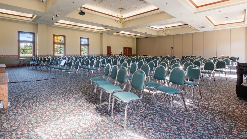 More Photos Of 8135 Mount Vernon Rd, Saint Louisville Office Residential For Sale