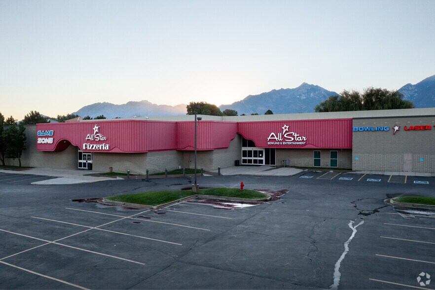 More Photos Of 10535 S State St, Sandy Freestanding For Lease