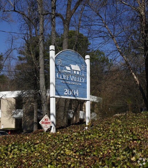 More Photos Of 2004 Cliff Valley Way NE, Atlanta Medical For Sale
