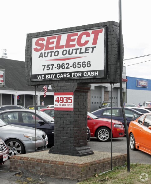 More Photos Of 4933-4935 Virginia Beach Blvd, Virginia Beach Auto Dealership For Lease