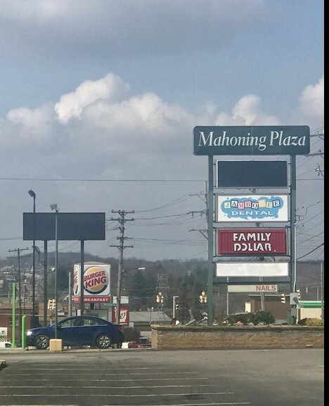 More Photos Of 3309-3525 Mahoning Ave, Youngstown Unknown For Lease