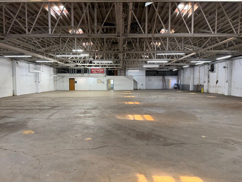 More Photos Of 3740 E 5th Ave, Columbus Warehouse For Lease