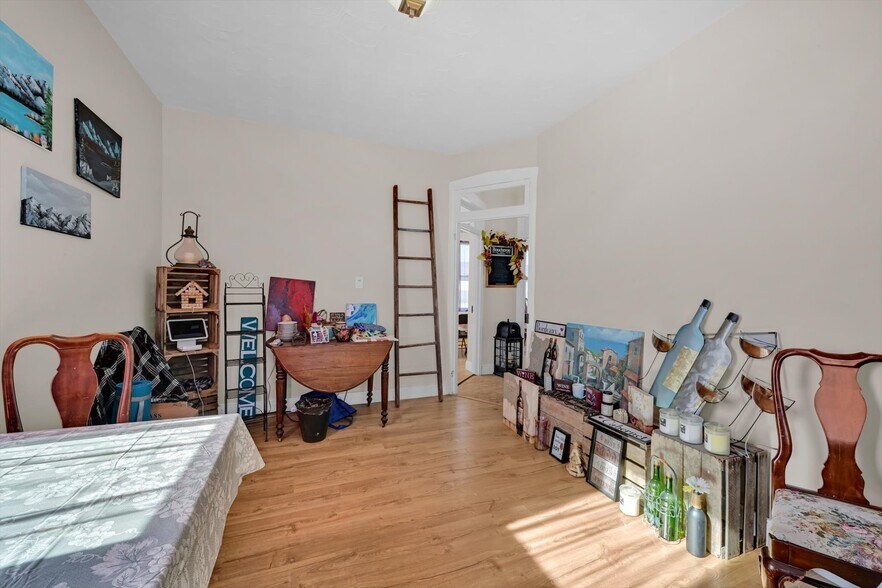 More Photos Of 9684 Old 22, Bethel Restaurant For Sale