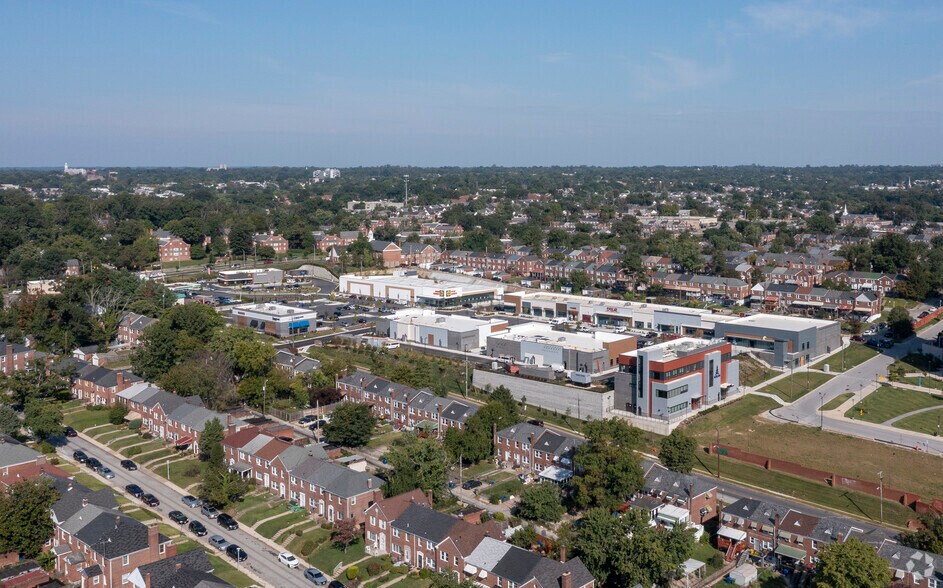 More Photos Of 1504 Havenwood Rd, Baltimore Supermarket For Lease