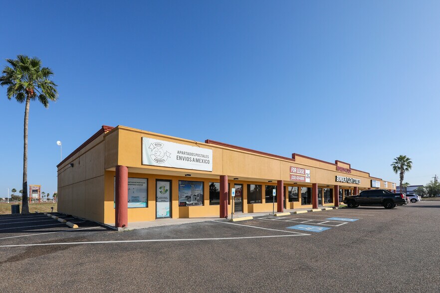 More Photos Of 701 N International Blvd, Hidalgo General Retail For Sale
