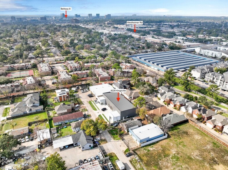 More Photos Of 9228 Kingsville St, Houston Warehouse For Sale