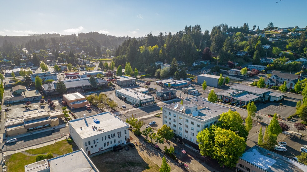 More Photos Of 340 Central Ave, Coos Bay Medical For Lease