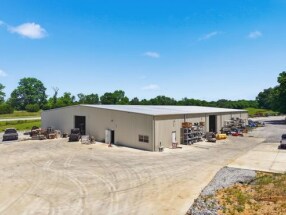 More Photos Of 806 Whitaker Rd, New Market Warehouse For Sale