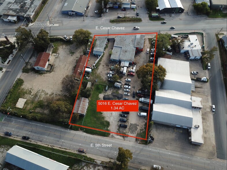 More Photos Of 5016 E Cesar Chavez St, Austin Restaurant For Sale