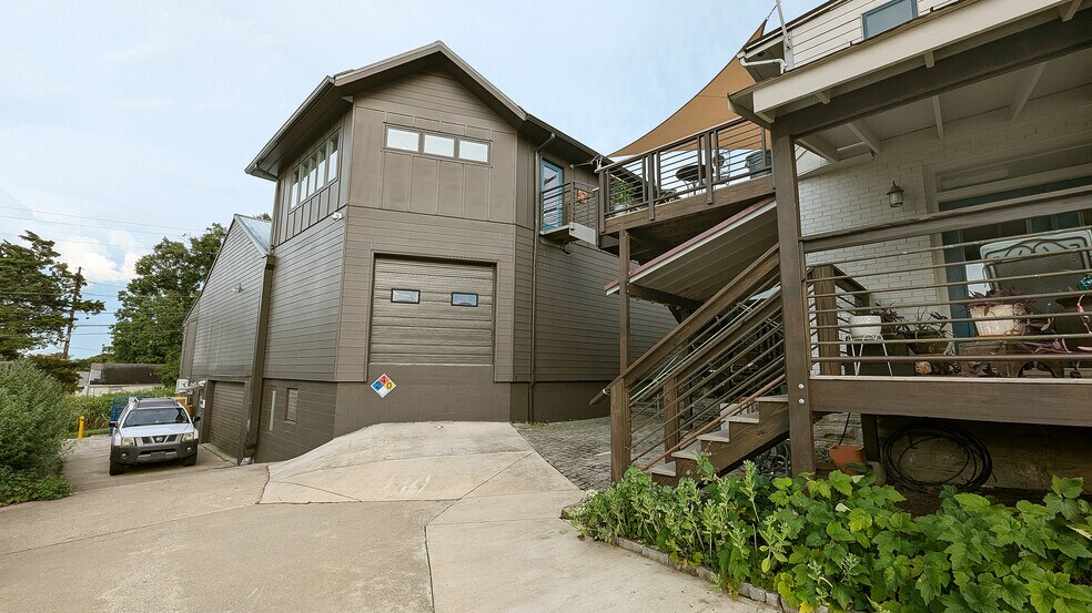 More Photos Of 2606 Westwood Dr, Nashville Light Distribution For Sale