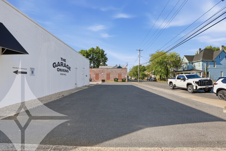 More Photos Of 419 W King St, Martinsburg Storefront For Sale
