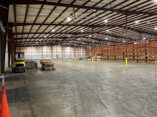 More Photos Of 444 Bear Creek Cutoff Rd, Tuscaloosa Warehouse For Lease