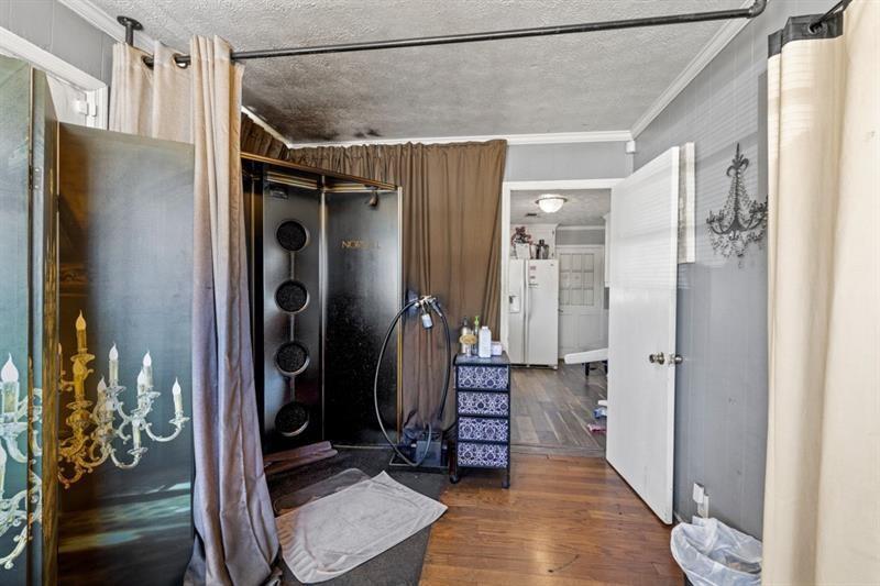 More Photos Of 449 S Hill St, Buford Office For Sale