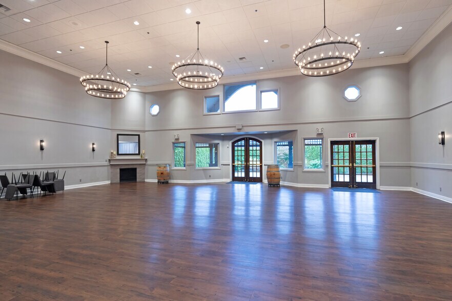 More Photos Of 14030 NE 145th St, Woodinville Winery Vineyard For Lease