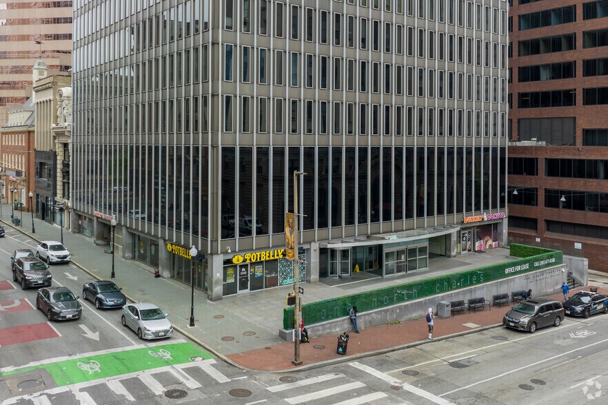 More Photos Of 1 N Charles St, Baltimore Coworking Space