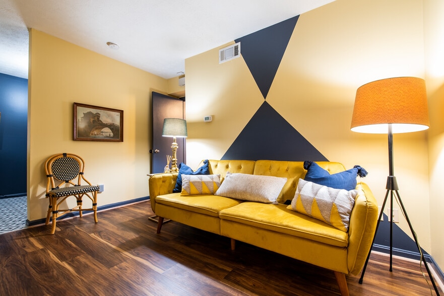 More Photos Of 1225 S 6th St, Louisville Apartments For Sale