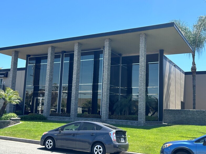 More Photos Of 3818 E Coronado St, Anaheim Land For Lease