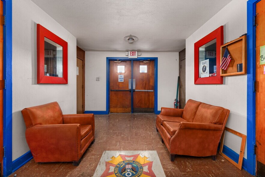 More Photos Of 419 N Raleigh Ave, Sheffield Specialty For Sale