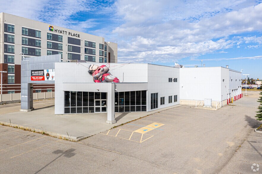 Primary Photo Of 17920 100 Ave NW, Edmonton Showroom For Lease